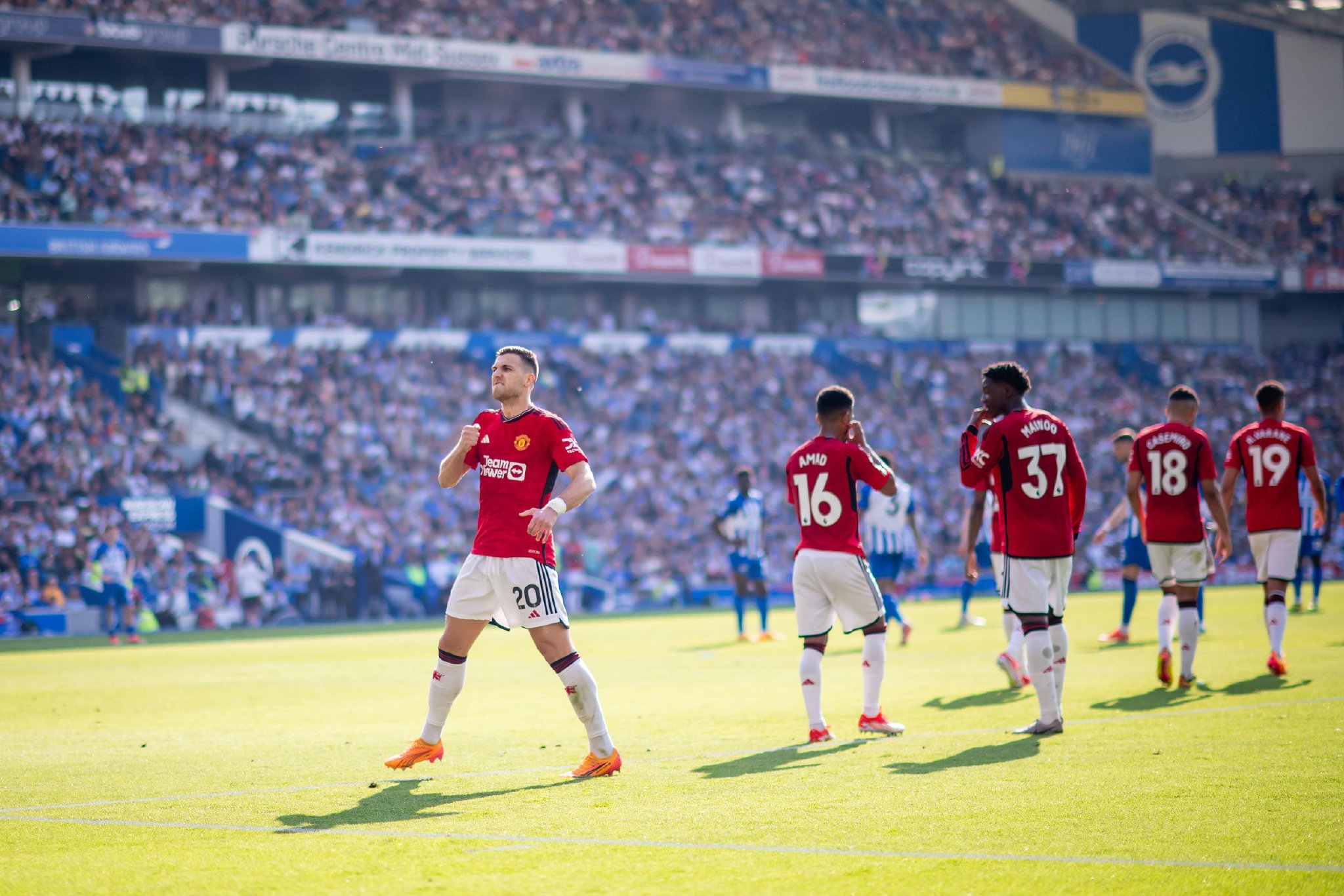 防守和两个 防守和两个